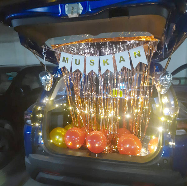 Car Boot Decoration with Personalised Name Banner