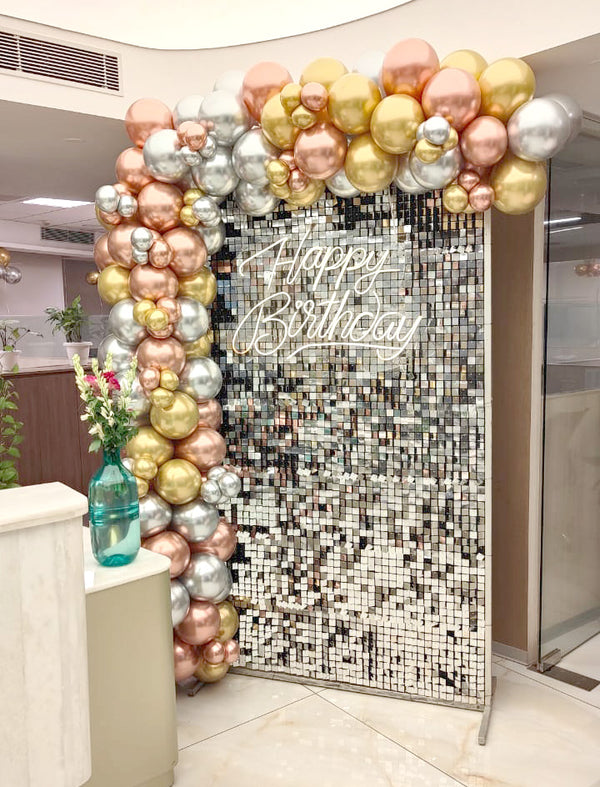 Birthday Balloon Decoration in Office for Boss