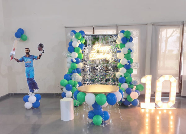 Cricket 10th Birthday Balloon Decoration