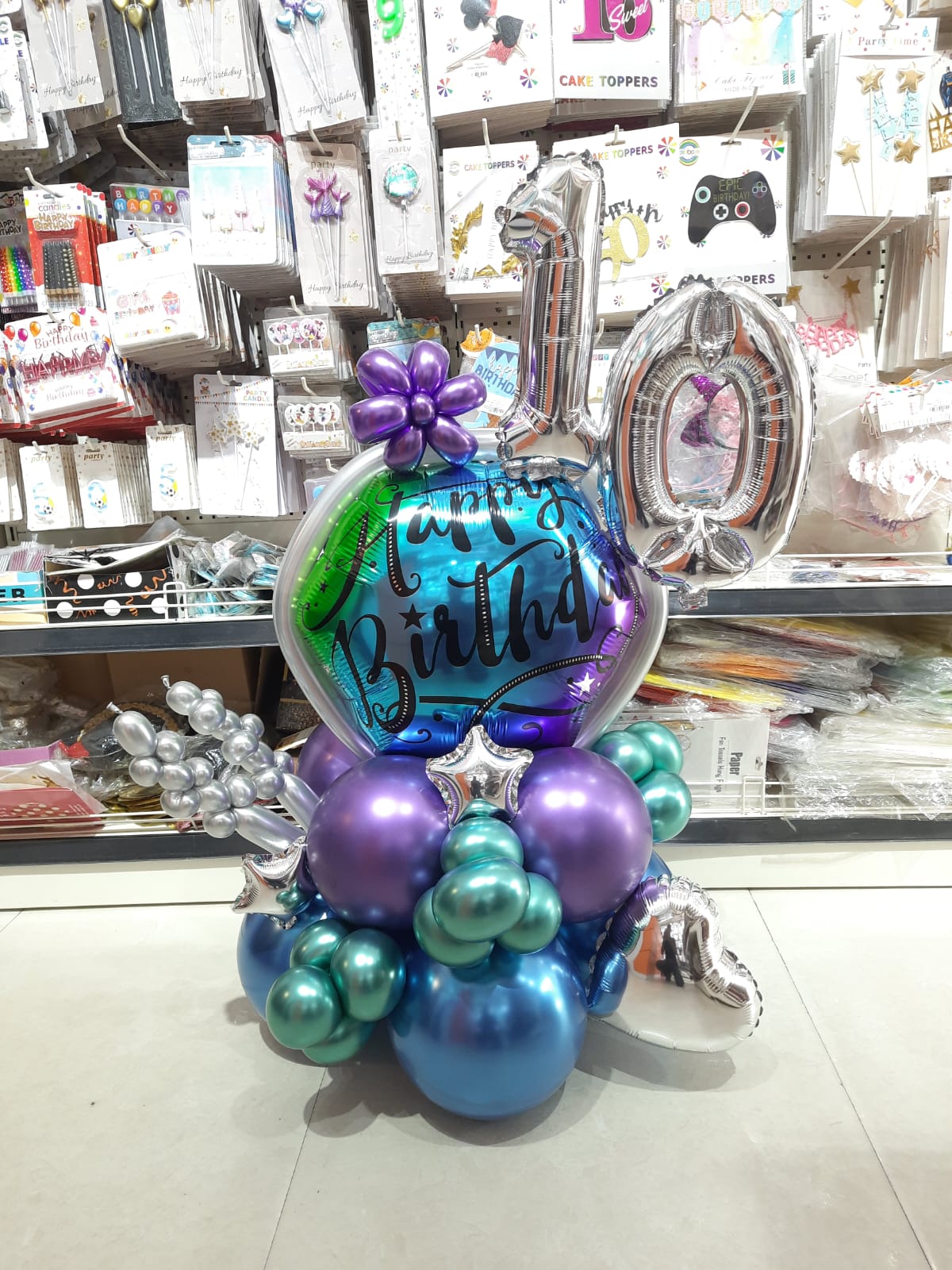 Sixteenth Birthday Balloon Centerpiece in Gurgaon