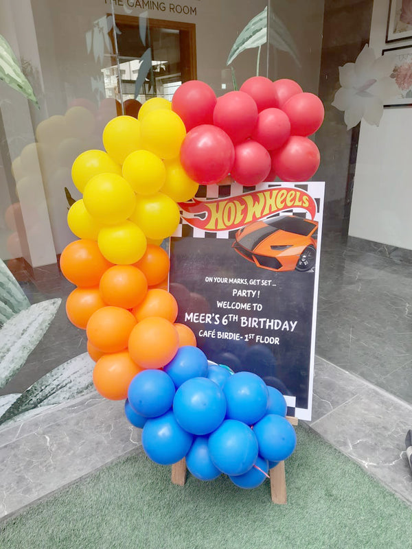 Hot Wheels Balloon Decoration