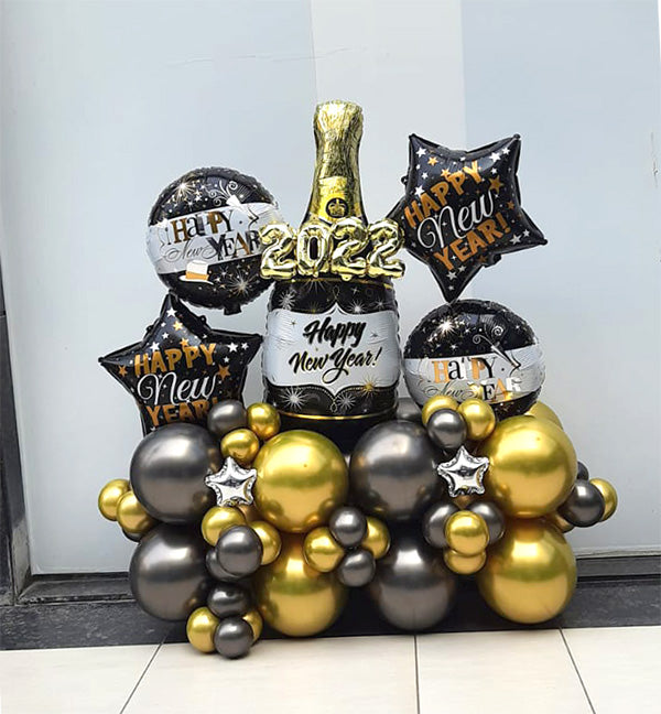 New Year Celebration Balloon Centerpiece in Gurgaon